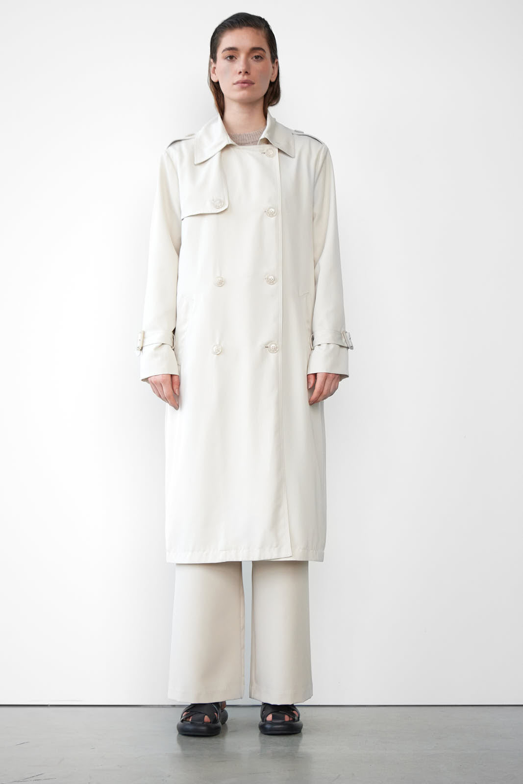 https://content.storeinfo.nl/applicatie/img/978/20250213125011_1036368_WBLNOISE20TRENCH20COAT20RAINY20DAY20SS2011.jpg