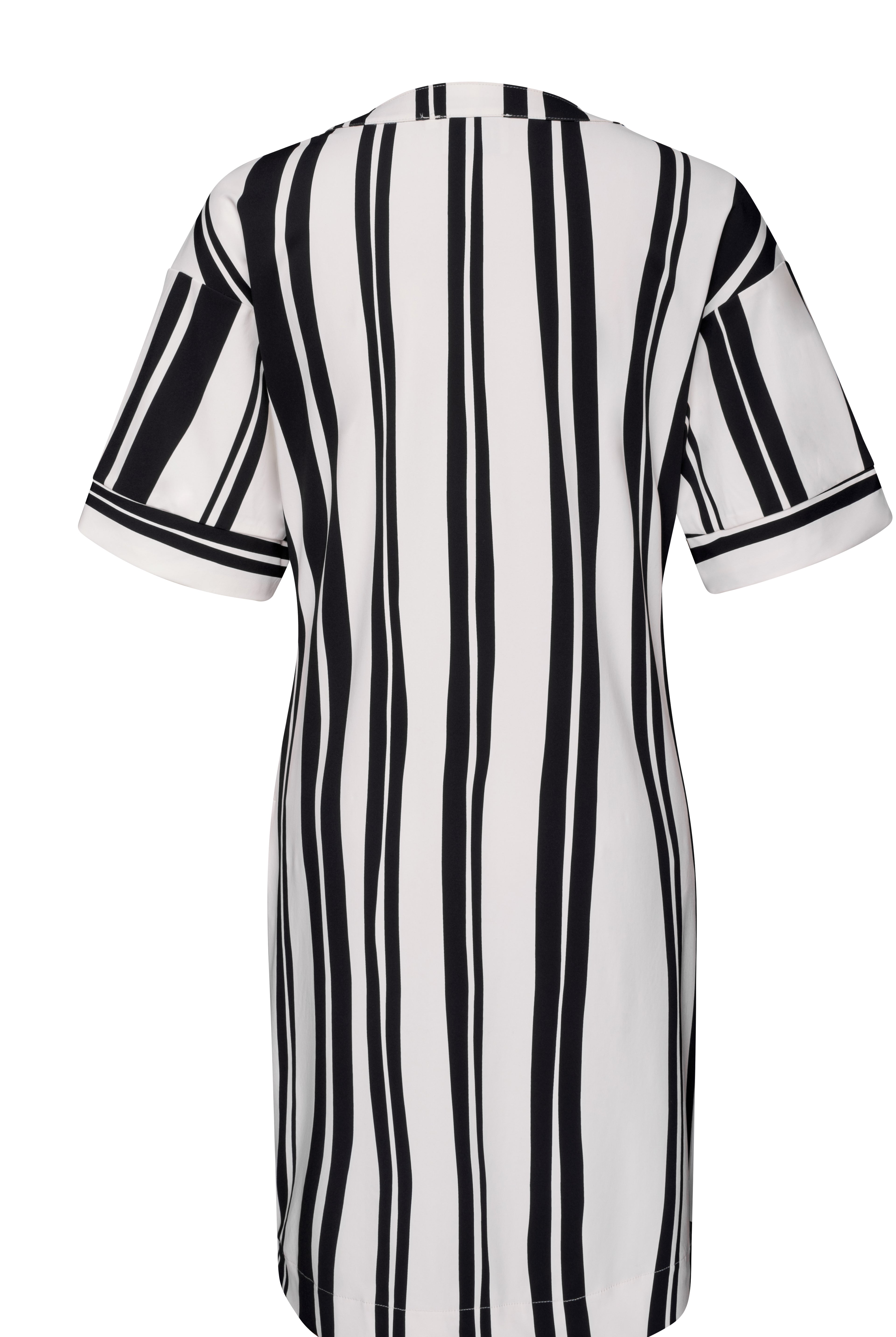 https://content.storeinfo.nl/applicatie/img/978/20260303152223_546859_KR25072KR41.12351.506ShellyDress2.jpg
