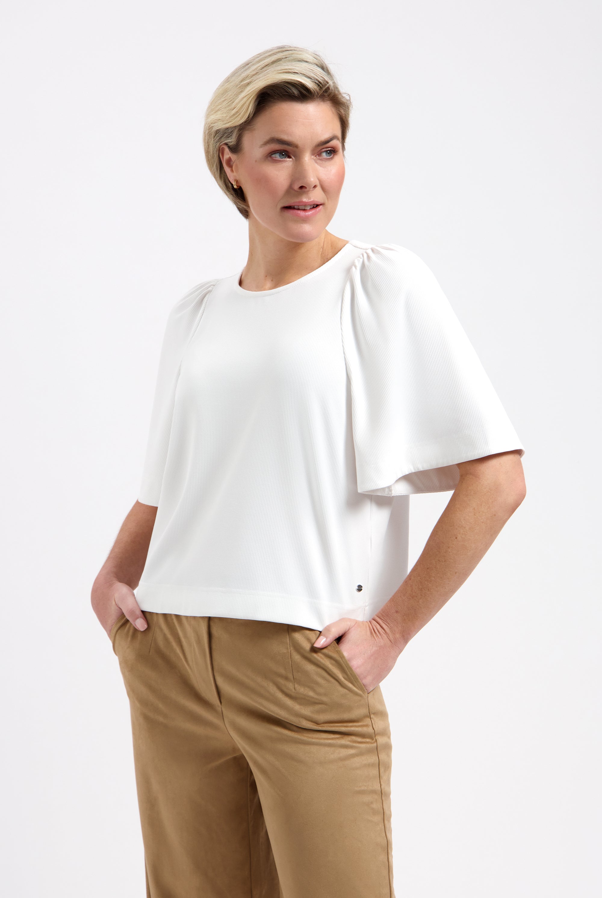 https://content.storeinfo.nl/applicatie/img/978/20260306120823_1638428_AstonSybilTopJpgHighres2.jpg