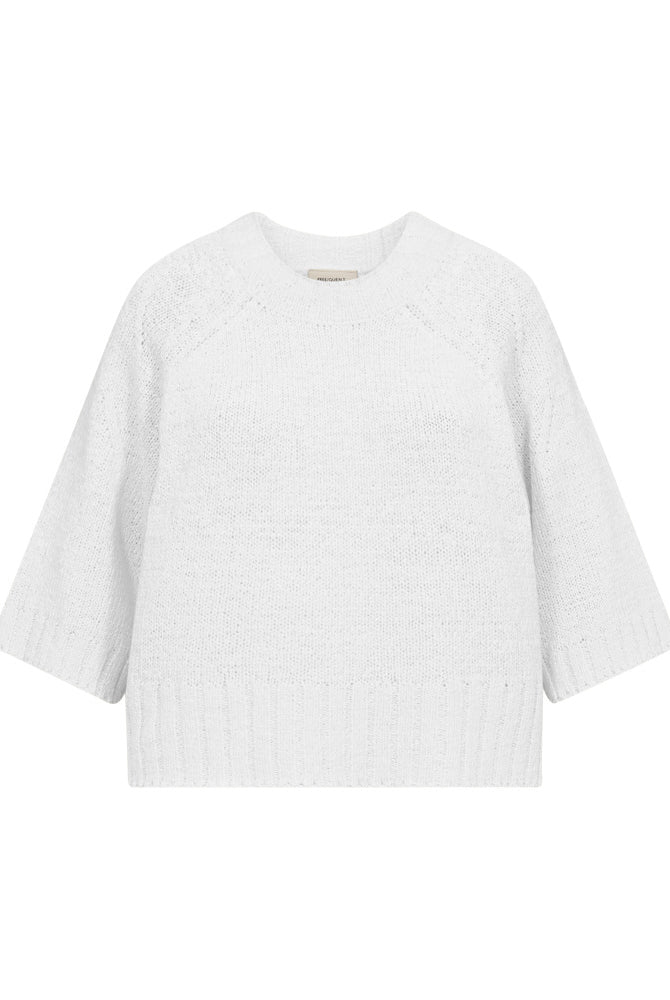 https://content.storeinfo.nl/applicatie/img/978/20260306143026_1642216_packshot22080251400Front1FQTAPPERPULLOVERStarOffwhite.jpg