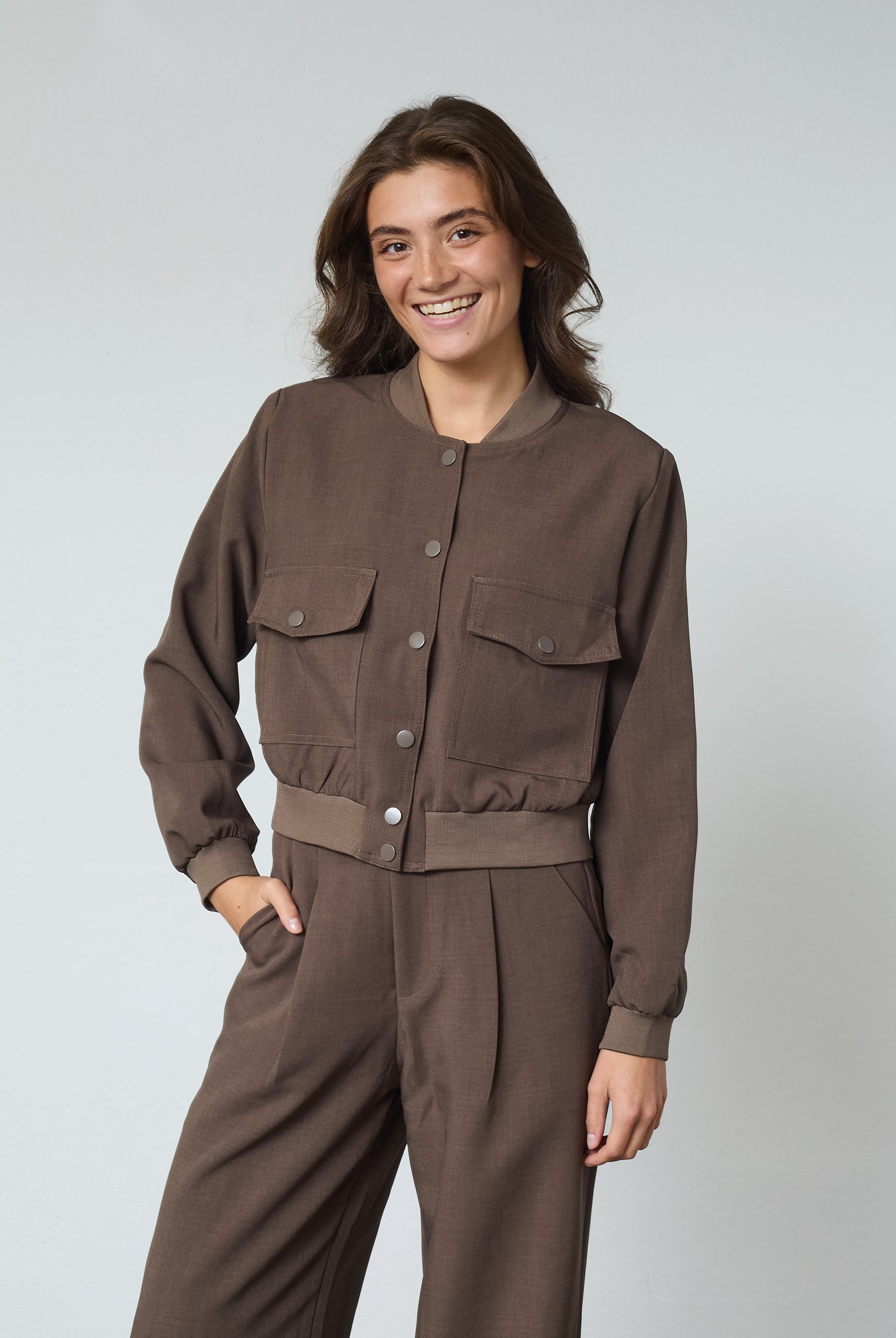 https://content.storeinfo.nl/applicatie/img/978/20260306145204_1657658_sisterspointgarwinja201800x2600c.jpg