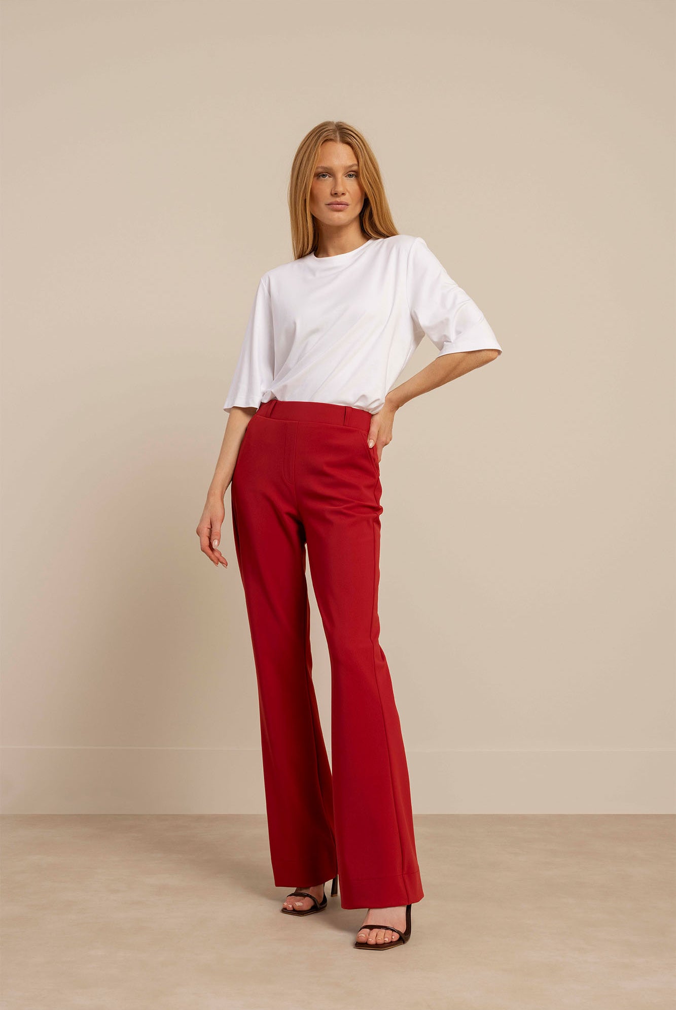 https://content.storeinfo.nl/applicatie/img/978/20260309171759_4162151_StudioAnnelspringsummer2026original136524000fancy.jpg