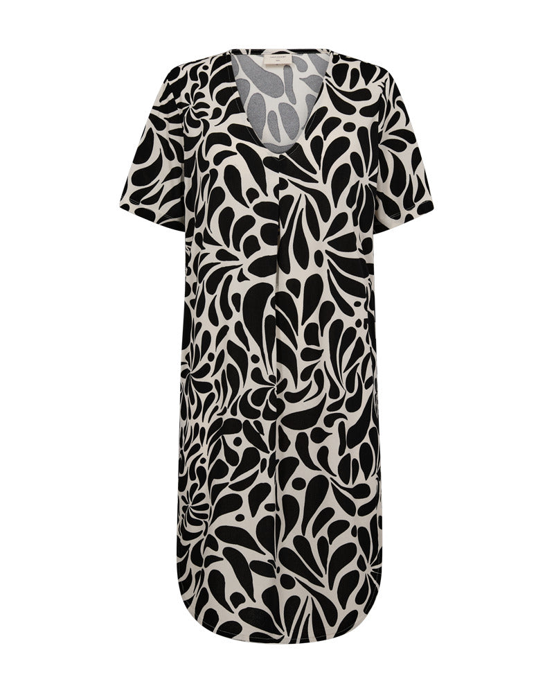 https://content.storeinfo.nl/applicatie/img/978/20260419133012_3281765_packshot22076779103Front1FQFLOIDRESSMoonbeamw.Black.jpg