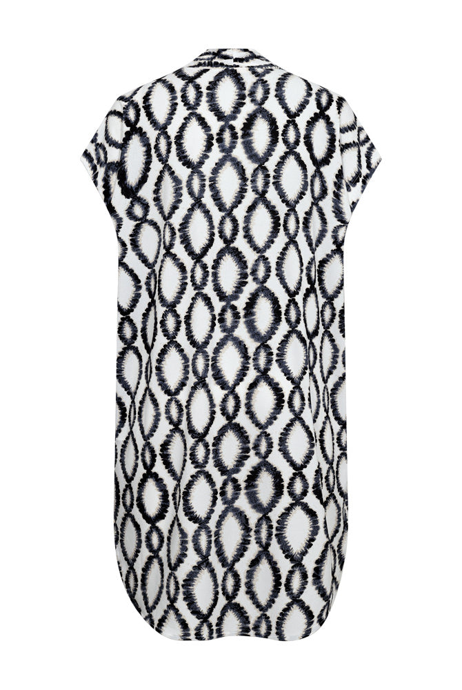 https://content.storeinfo.nl/applicatie/img/978/20260419140427_3281228_packshot22080369704Back1FQFLOIDRESSBrilliantWhitew.Black.jpg