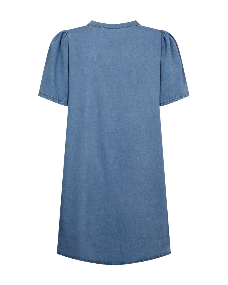 https://content.storeinfo.nl/applicatie/img/978/20260530115108_416491_packshot22083669451Back1FQSOLDADRESSLightBlueDenim.jpg