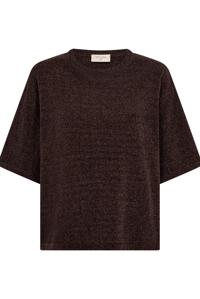 https://content.storeinfo.nl/applicatie/img/978/20260722152459_646398_packshot22115112467Front1FQTEMPOPULLOVERMole.jpg