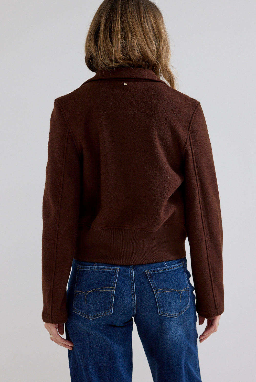https://content.storeinfo.nl/applicatie/img/978/20260821174206_904045_Tramontanajacketribbottombrown3.jpg