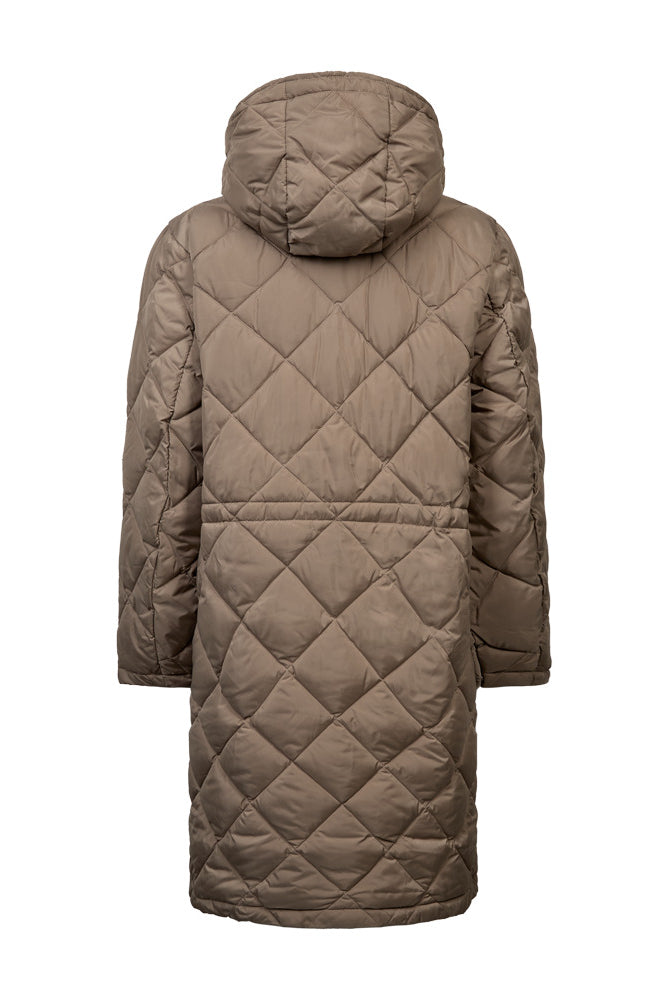https://content.storeinfo.nl/applicatie/img/978/20260823144302_436859_packshot22116778343Back1FQOLGAJACKETDesertTaupe.jpg