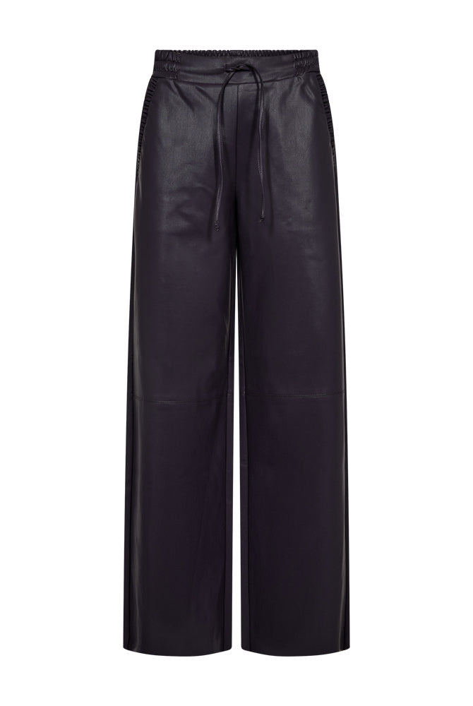 https://content.storeinfo.nl/applicatie/img/978/20260904124536_946393_packshot22117458313Front1FQVEGGYPANTSNightshade.jpg
