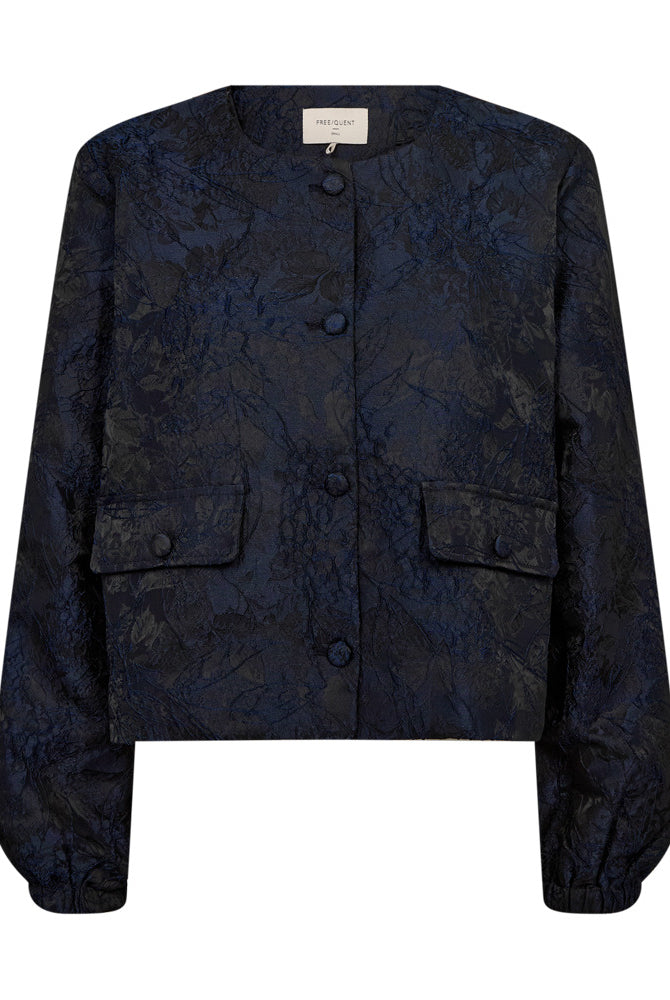 https://content.storeinfo.nl/applicatie/img/978/20260920133952_3231300_packshot22118779965Front1FQVILOJACKETBlackw.NavyBlazer.jpg