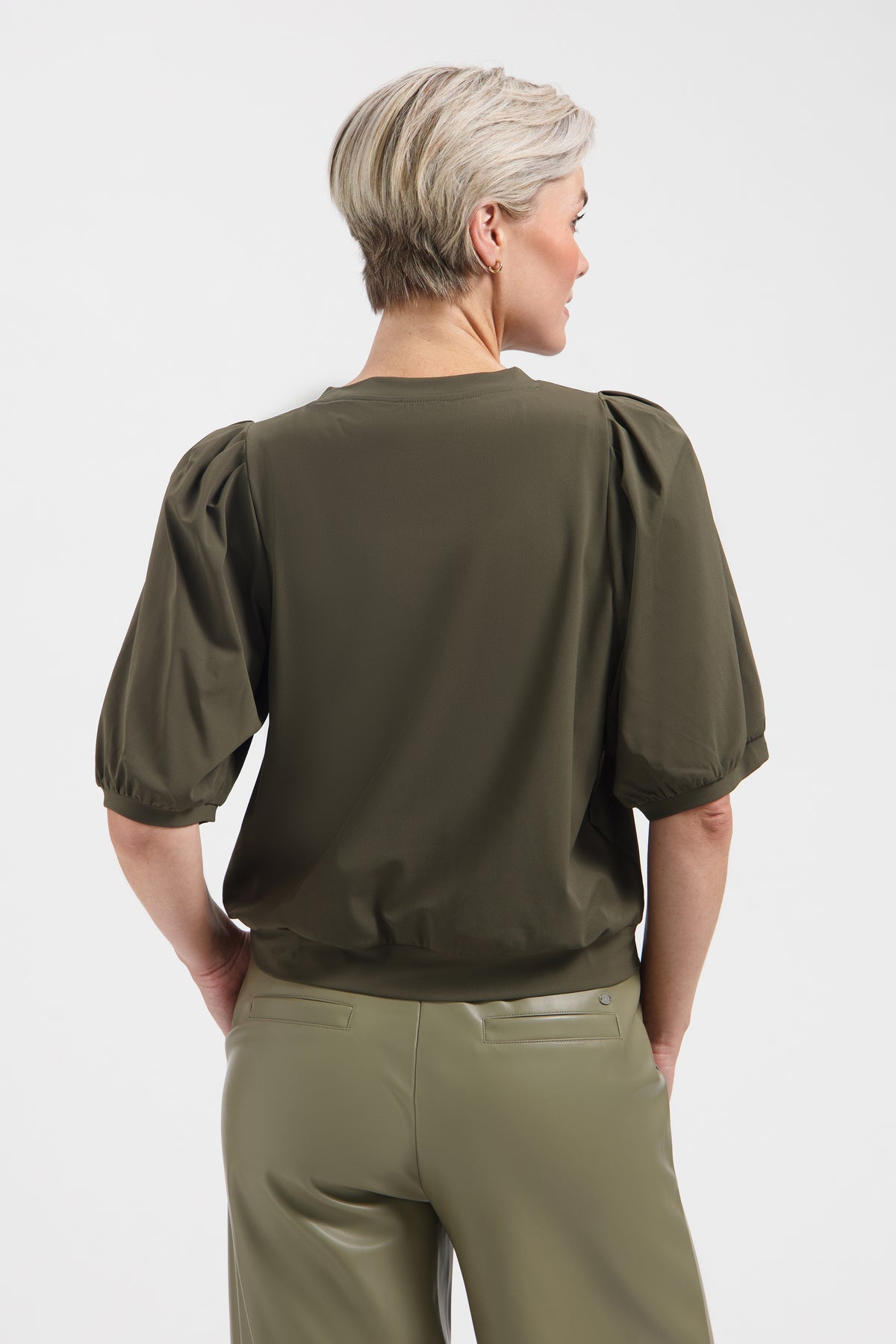 https://content.storeinfo.nl/applicatie/img/978/20260926121557_296745_AmieChelseaTop2.jpg