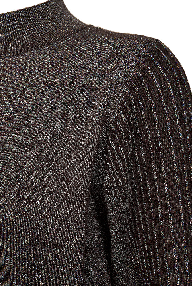 https://content.storeinfo.nl/applicatie/img/978/20261010113646_1999489_packshot22074392467Details1FQBISOLO-PULLOVER-Mole.jpg