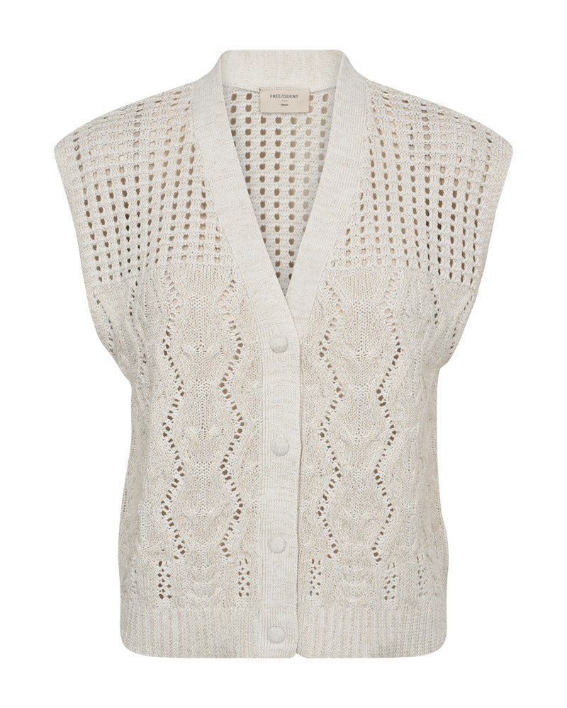https://content.storeinfo.nl/applicatie/img/978/20250421134635_2544111_packshot22060741514Front1FQLIMBOWAISTCOATBrilliantWhitew.Gold.jpg