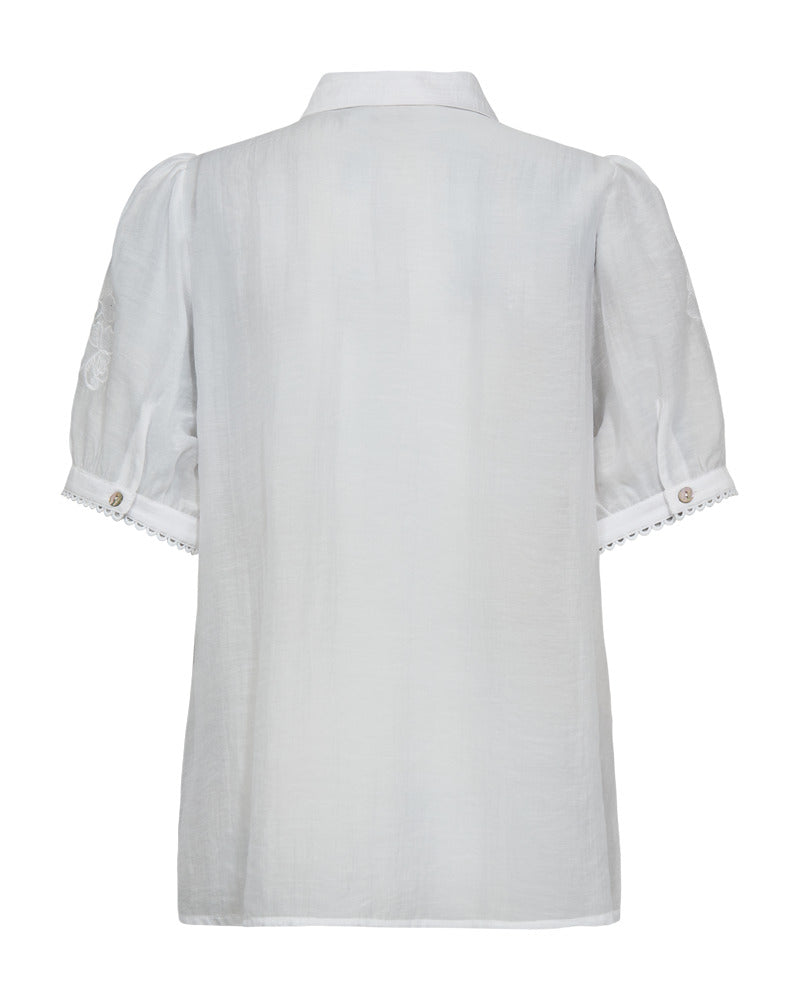 https://content.storeinfo.nl/applicatie/img/978/20250421135756_2536886_packshot22060628220Back1FQDIABLOUSEBrilliantwhite.jpg