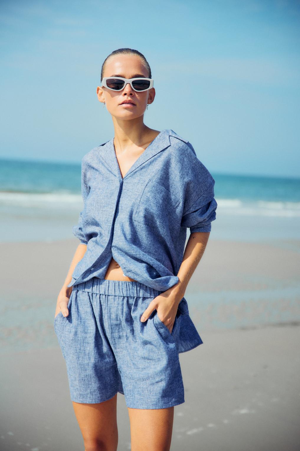 https://content.storeinfo.nl/applicatie/img/978/20250506172540_1011787_WblbrinaLsShirtChambreBlueWblbrinaShorts1.jpg