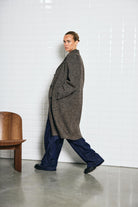 https://content.storeinfo.nl/applicatie/img/978/20250722175415_1341565_WblvistaCheckedCoatBrownPrinceOfWales4.jpg