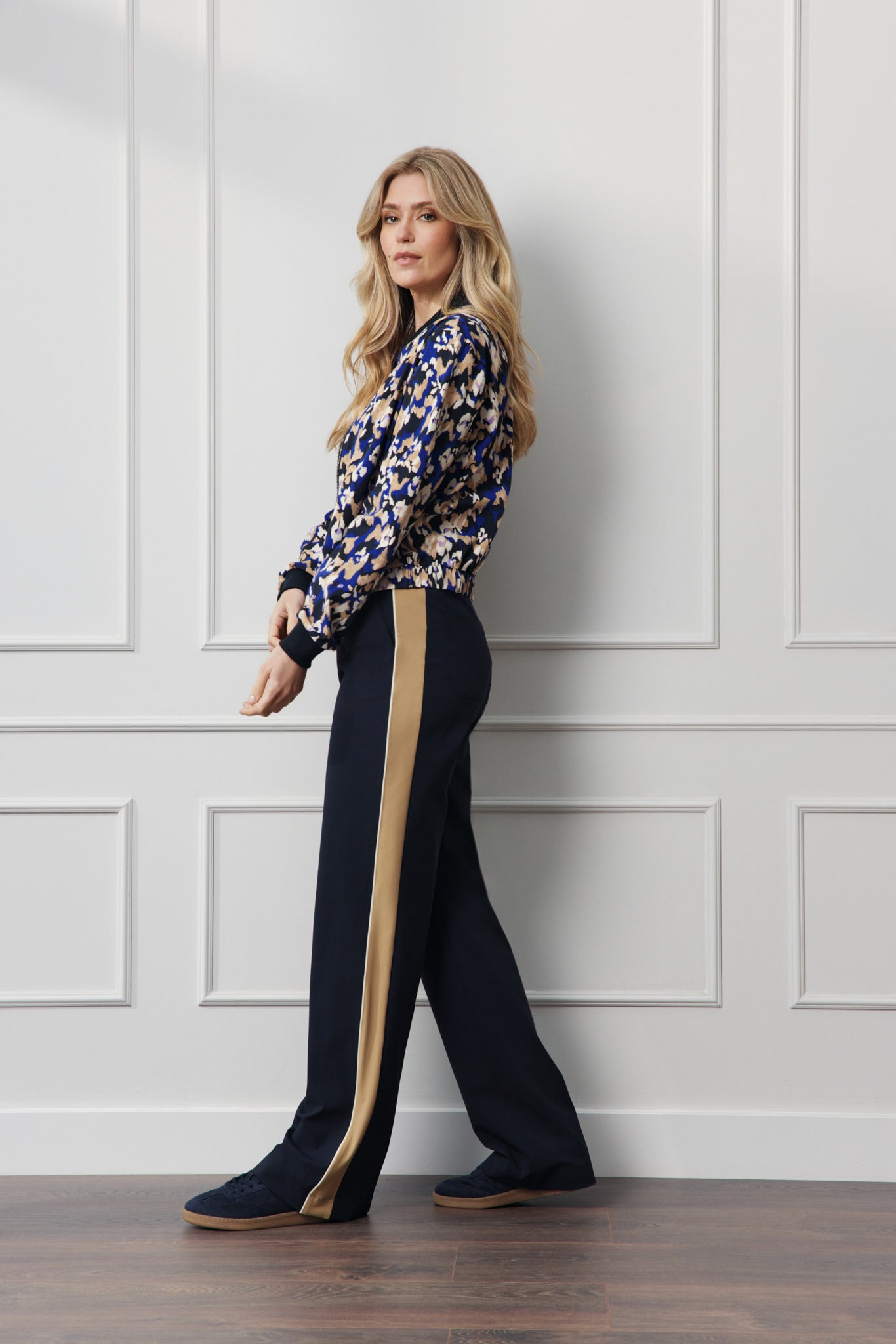 https://content.storeinfo.nl/applicatie/img/978/20250730132221_2294485_websizeShot060344LadyDayAW25lookbook.jpg