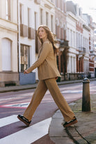 https://content.storeinfo.nl/applicatie/img/978/20250730150945_2306469_websizeShot080840LadyDayFW25.jpg