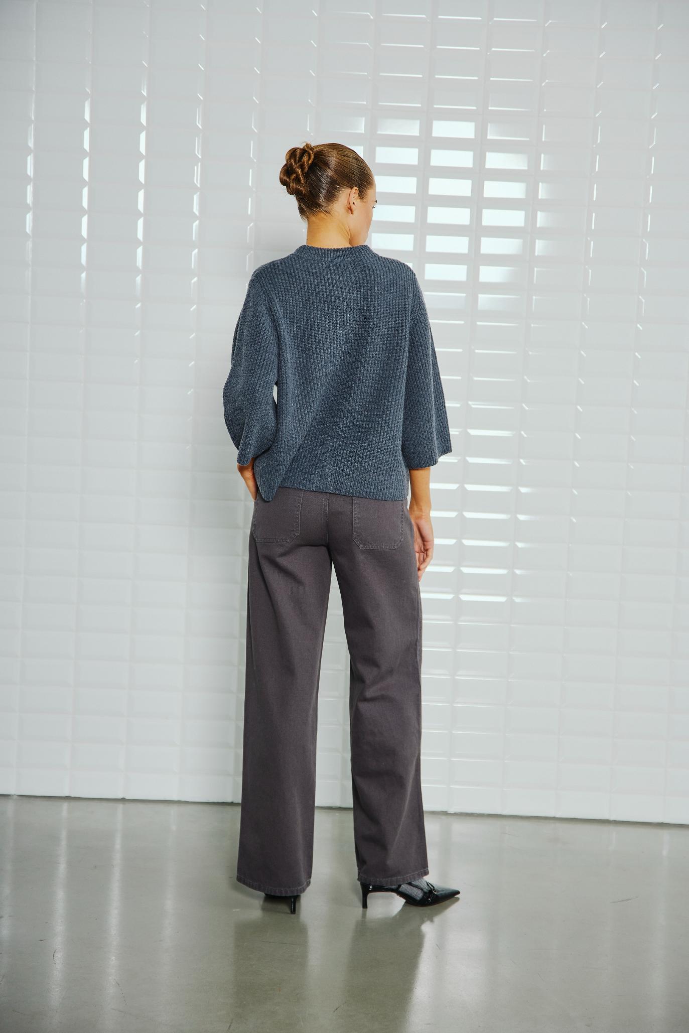 https://content.storeinfo.nl/applicatie/img/978/20250808110850_3362927_WblViviannaHalfSleeveCardiganDarkGreyMelange42.jpg