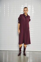 https://content.storeinfo.nl/applicatie/img/978/20250808112110_3366114_WbljolineLsMidiDressWindsorWine2.jpg