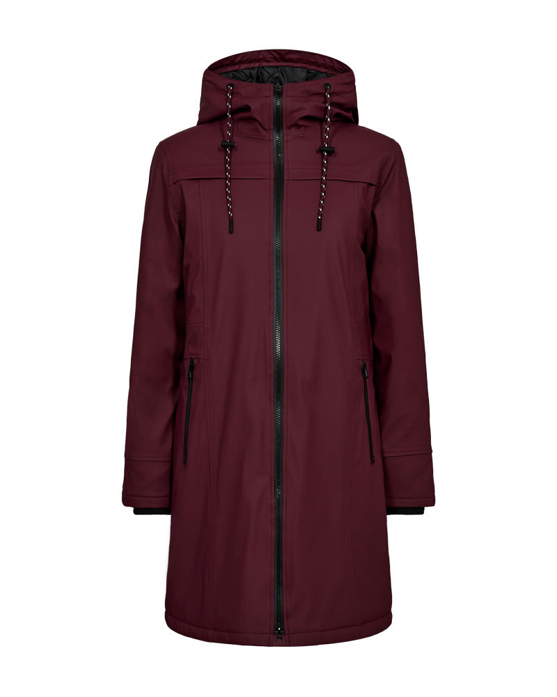 https://content.storeinfo.nl/applicatie/img/978/20250808125855_3400741_packshot22002227051Front1FQRAINJACKETPortRoyale.jpg