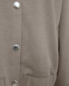 https://content.storeinfo.nl/applicatie/img/978/20250808132003_3417773_packshot22060279349Details1FQNAYAJACKETDesertTaupeMelange.jpg