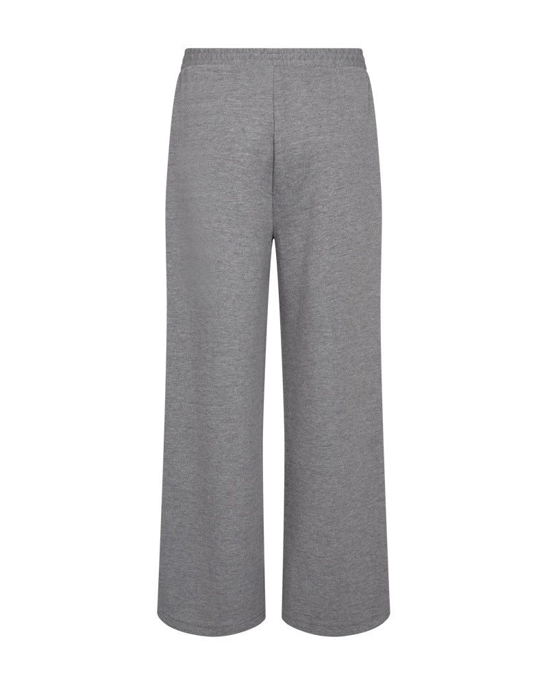 https://content.storeinfo.nl/applicatie/img/978/20250831140618_1440976_packshot22068061240Back1FQEMBERPANTSMediumGreymlg..jpg