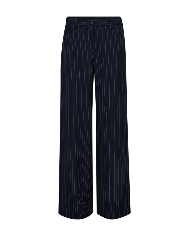 https://content.storeinfo.nl/applicatie/img/978/20250910120150_2498358_packshot22068682308Front1FQMYNTEPANTSSalutew.StarOffWhite.jpg