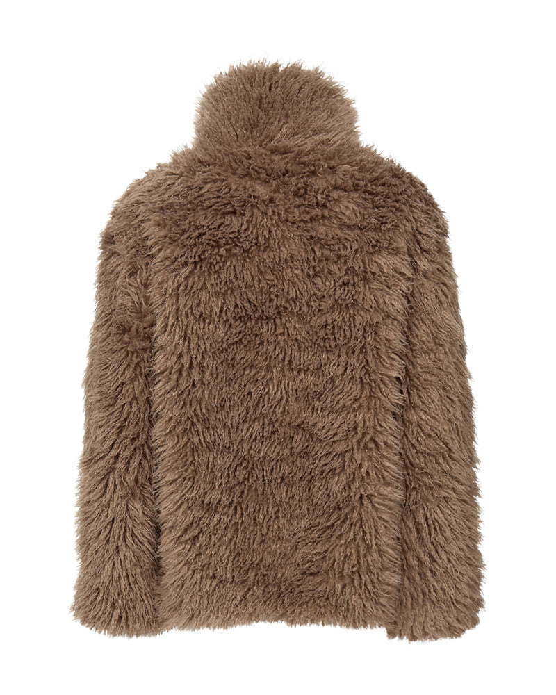 https://content.storeinfo.nl/applicatie/img/978/20250920114026_2089285_packshot22070948343Back1FQFINEJACKETDesertTaupe.jpg