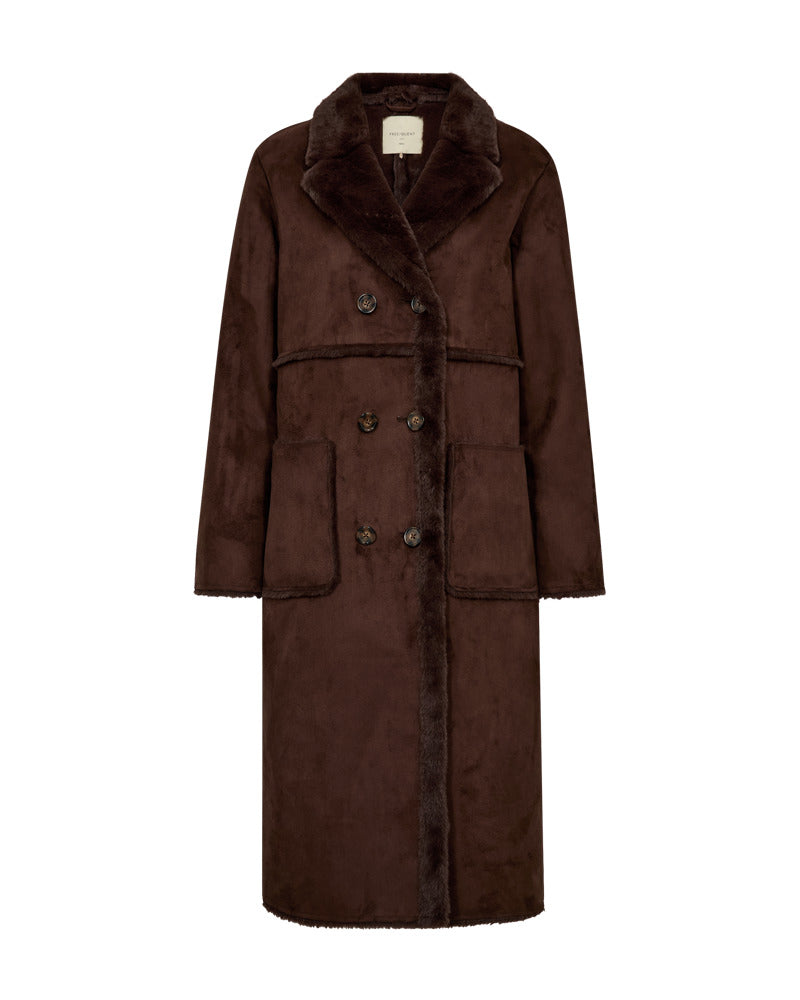 https://content.storeinfo.nl/applicatie/img/978/20250920115112_2094720_packshot22064701080Front1FQLAMSEJACKETCoffeeBean.jpg
