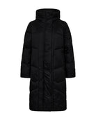 https://content.storeinfo.nl/applicatie/img/978/20250920123740_2090888_packshot22065251000Front1FQTIANAJACKETBlack.jpg