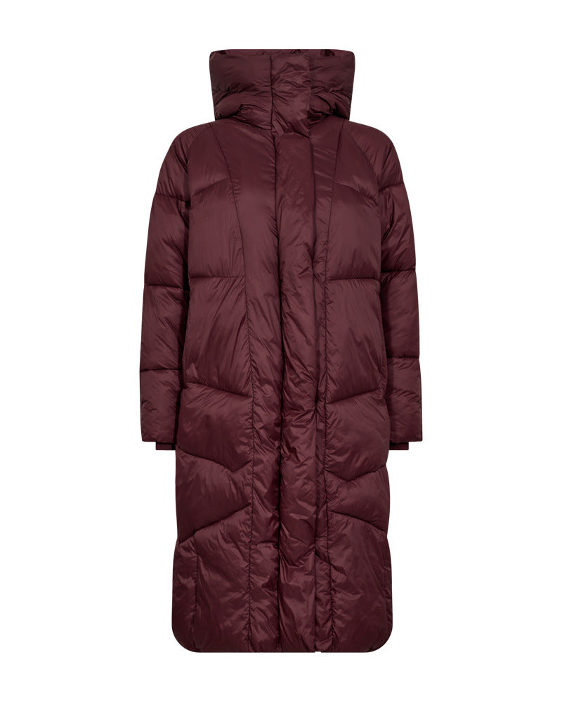 https://content.storeinfo.nl/applicatie/img/978/20250920123905_2099771_packshot22065257051Front1FQTIANAJACKETPortRoyale.jpg