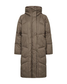 https://content.storeinfo.nl/applicatie/img/978/20250924105226_727190_packshot22065258348Front1FQTIANAJACKETMorel.jpg