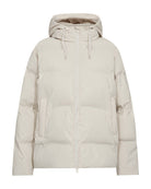 https://content.storeinfo.nl/applicatie/img/978/20250924121858_736306_packshot22065612080Front1FQRAINGOJACKETMoonbeam.jpg