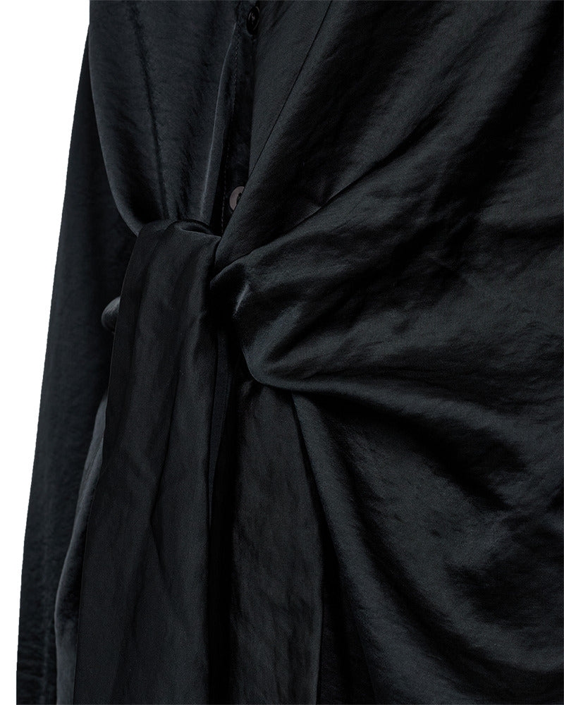https://content.storeinfo.nl/applicatie/img/978/20251004153909_1776300_packshot22075791000Details1FQDOVEBLOUSEBlack.jpg