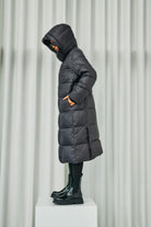 https://content.storeinfo.nl/applicatie/img/978/20251004163049_1779548_Wblpennydown20coattornadogrey53.jpg