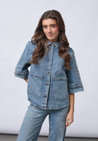 https://content.storeinfo.nl/applicatie/img/978/20260327234318_262046_sisterspointoleaja121800x2600c.jpg