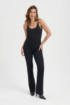 https://content.storeinfo.nl/applicatie/img/978/20260329142526_2399459_PoppyFlaredTuesdayBlackFullbodyFront.jpg