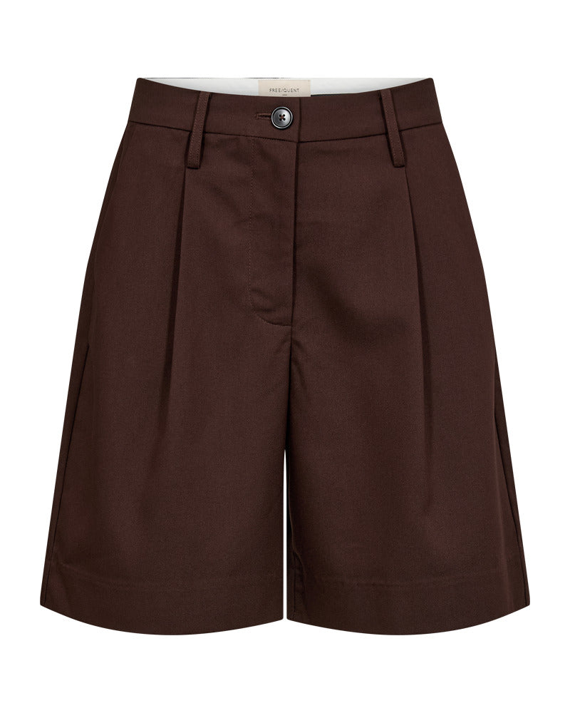 https://content.storeinfo.nl/applicatie/img/978/20260419141811_3269982_packshot22081871080Front1FQMAEVESHORTSCoffeeBean.jpg