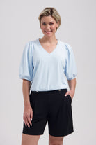 https://content.storeinfo.nl/applicatie/img/978/20260510170831_659690_AmieVBabyBlueLadyDayL.24.3754.jpg