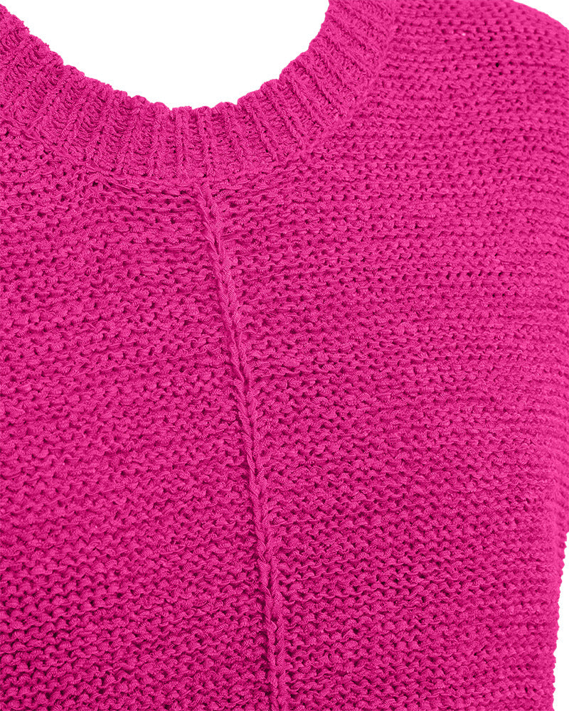 https://content.storeinfo.nl/applicatie/img/978/20260517162719_879017_packshot22079889879Details1FQESTAPPERWAISTCOATFuchsiaPurple.jpg