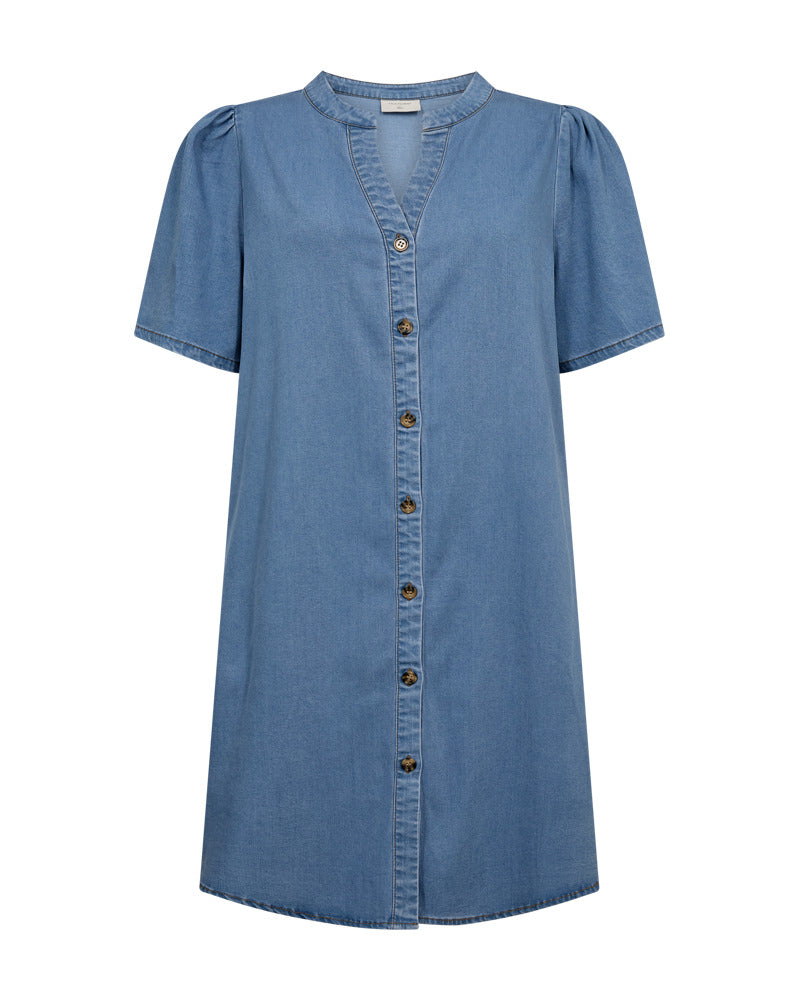https://content.storeinfo.nl/applicatie/img/978/20260530115104_414252_packshot22083669451Front1FQSOLDADRESSLightBlueDenim.jpg