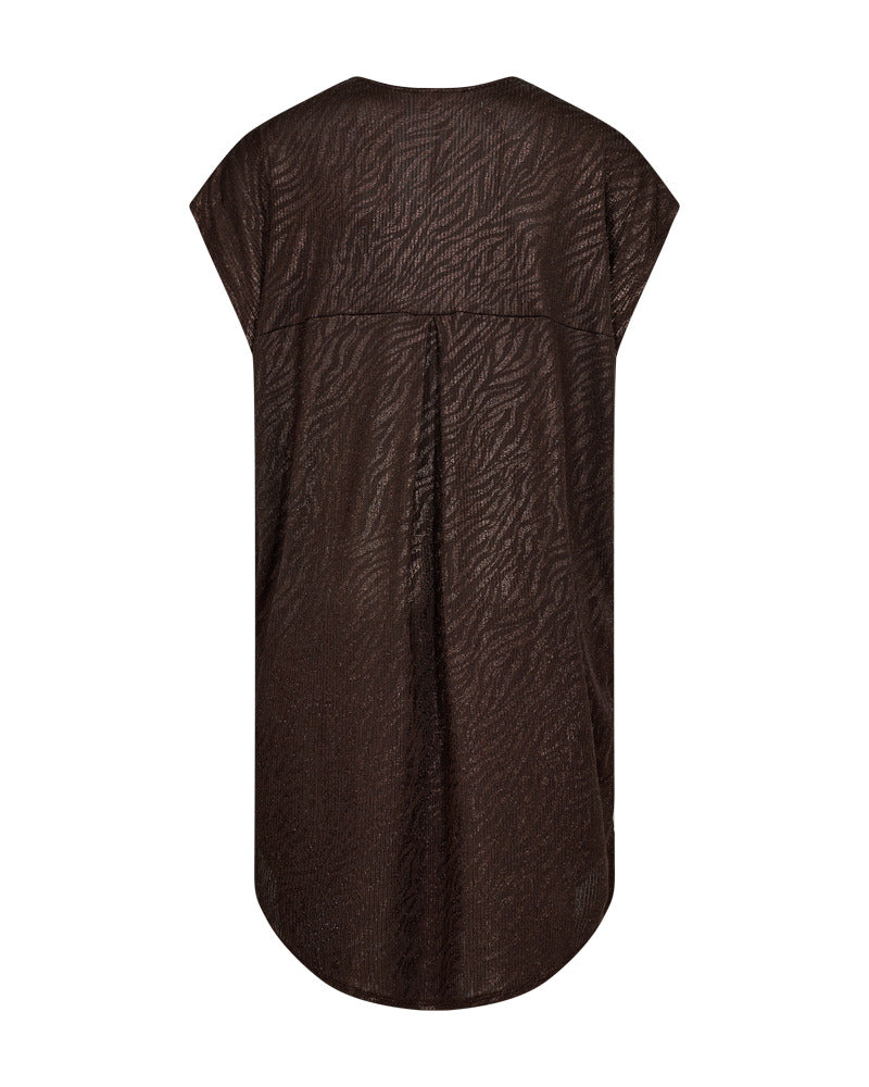 https://content.storeinfo.nl/applicatie/img/978/20260530122836_407791_packshot22080321080Back1FQMATTERDRESSCoffeeBean.jpg