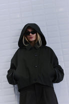 https://content.storeinfo.nl/applicatie/img/978/20260804104938_1986984_WBLALAIAHOODEDJACKETDarkGreen1.jpg