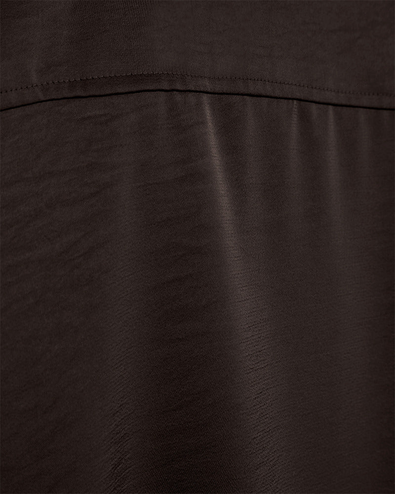 https://content.storeinfo.nl/applicatie/img/978/20260804152849_2005412_packshot22044922467Details1FQNIRASHIRTMole.jpg