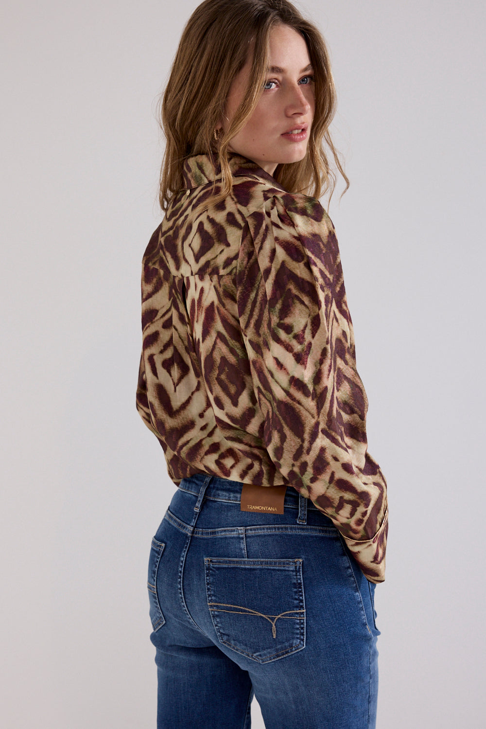 https://content.storeinfo.nl/applicatie/img/978/20260818154318_4008303_2601TRAMONTANAFW2603.0236WEB.jpg