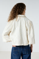 https://content.storeinfo.nl/applicatie/img/978/20260821173206_898886_Tramontanaballoonsleevejacket3.jpg