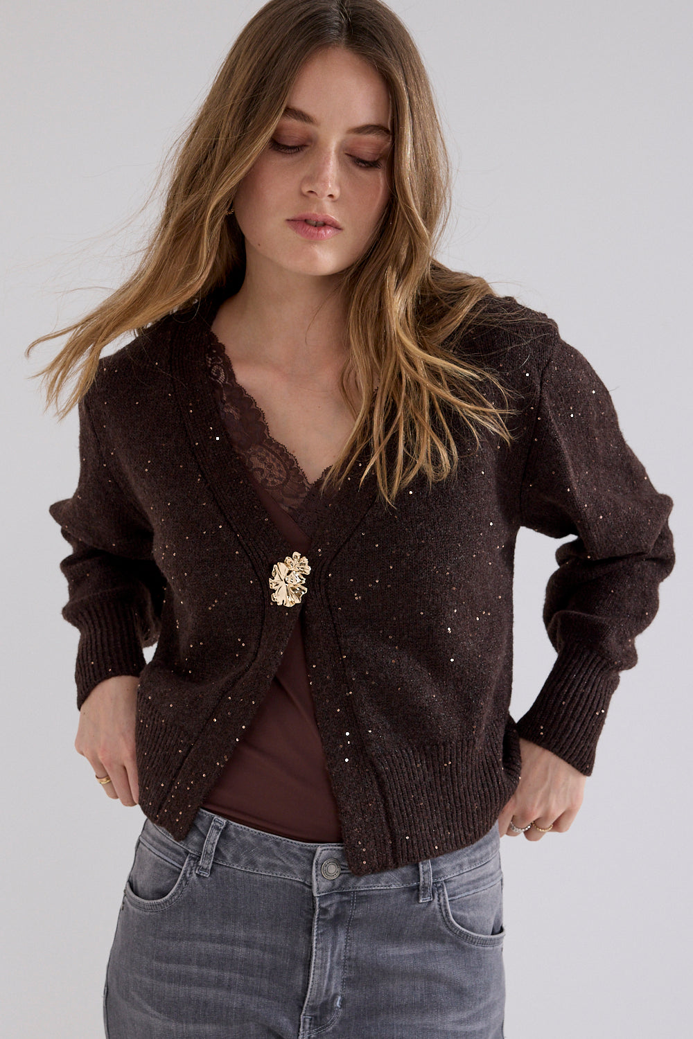 https://content.storeinfo.nl/applicatie/img/978/20260821173515_901423_Tramontanafancybuttoncardigan.jpg