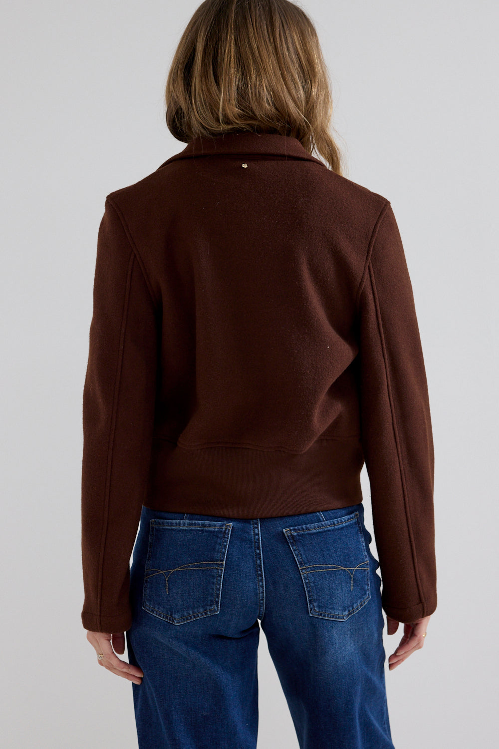 https://content.storeinfo.nl/applicatie/img/978/20260821174206_904045_Tramontanajacketribbottombrown3.jpg