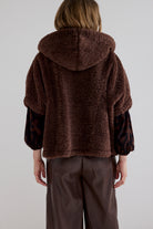 https://content.storeinfo.nl/applicatie/img/978/20260821174525_898036_Tramontanahoodedcapefaucfur4.jpg